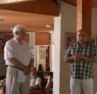 Renginį vedęs V. Litvaitis ir A. Čepio krikštasūnis K. Čepys.