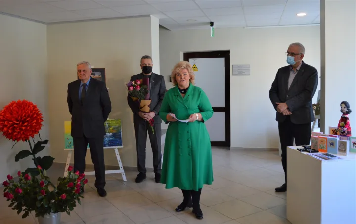 Savivaldybėje atidaryta palangiškių ir šventojiškių darbų paroda „Palanga – mano miestas“ – nuotrauka 2