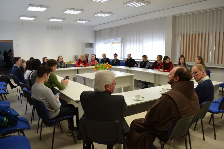 Vyksta Apvaliojo stalo diskusija apie tautiškumo išsaugojimą, globalizaciją, laisvę...  Kazimiero Galinauskio nuotr.