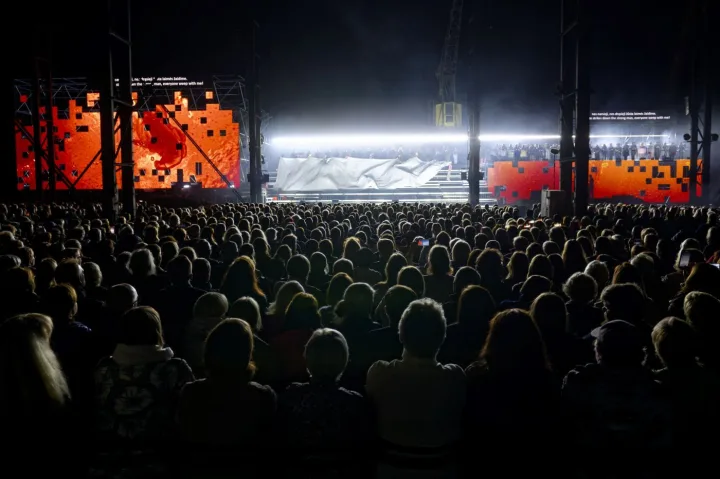 Į videografinį spektaklį „Carmina Burana“ įsilies ir Europos teatruose žinomas baritonas Modestas Sedlevičius – nuotrauka 8