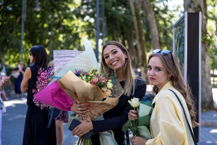 Atestatai įteikti 99 Palangos senosios gimnazijos abiturientams, o 100  balų įvertinti 11 abiturientų (DIDELĖ FOTO GALERIJA) – nuotrauka 16