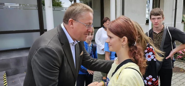 Mėlyna ir geltona spalvomis nudažyta diena Palangos savivaldybėje – nuotrauka 1