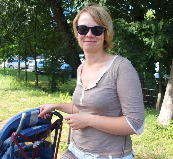 Svetlana iš Sankt Peterburgo.