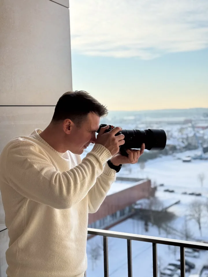 Fotografas Dovydas Petrošius: „Šiandien mano rankose – jau ketvirtas fotoaparatas, o fotografijos kryptis aiški – portretai ir mada“ (FOTO GALERIJA) – nuotrauka 1