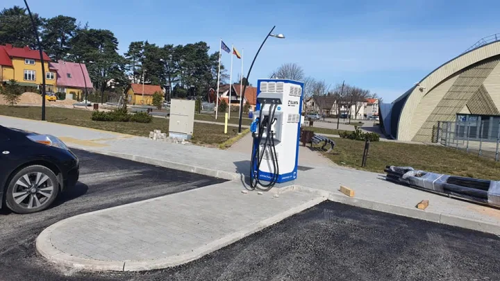 Netrukus bus sutvarkyta S. Dariaus ir S. Girėno gatvė (FOTOREPORTAŽAS) – nuotrauka 3