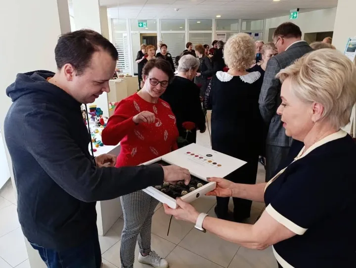 Savivaldybėje atidaryta paroda „Palanga – mano miestas“ veiks iki balandžio 11 dienos  (FOTO GALERIJA) – nuotrauka 3