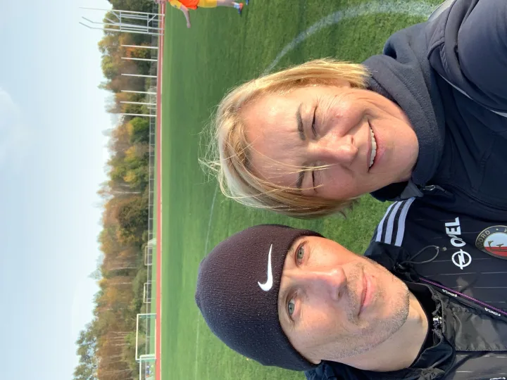 Palangos gimnazistai surengė Tokijo olimpinių žaidynių palydėtuves, šventė pergalę futbolo turnyre „Pajūrio žemaitukai, vienykimės” (FOTO GALERIJA) – nuotrauka 3