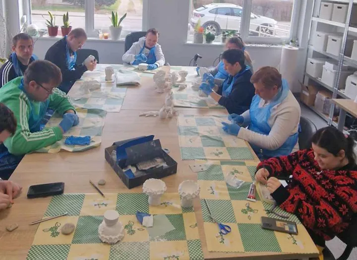Palangos miesto savivaldybėje veikiančios socialinės dirbtuvės kviečia į atvirų durų dieną – nuotrauka 1