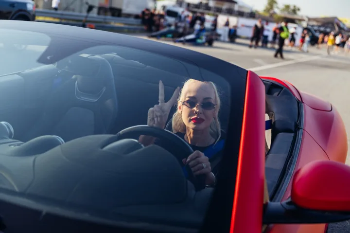 Palangoje paaiškėjo greičiausi „A.R.S.A. Group Drag Race“ dalyviai: trasoje pasirodė ir Oksana Pikul – nuotrauka 2
