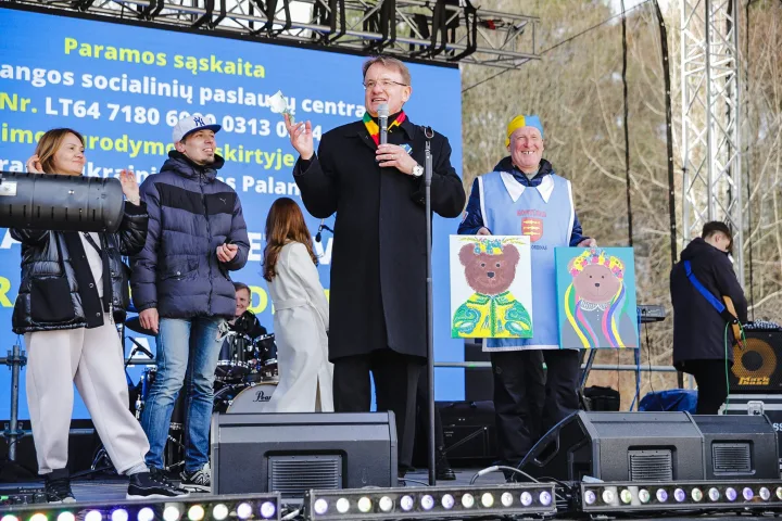 Palangoje šeštadienį nušurmuliavo kilnių širdžių renginys „Lietuvos ir Ukrainos draugystės diena“ (NUOTRAUKŲ GALERIJA) – nuotrauka 11