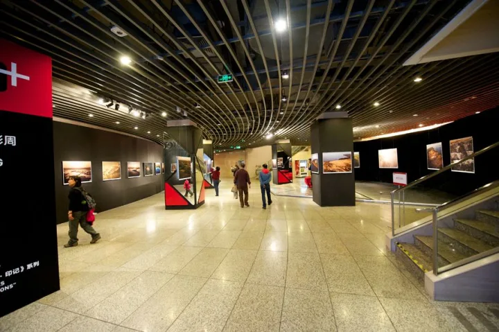 Pekino parodų centre eksponuojama Mariaus Jovaišos fotografijos paroda „Neregėta Lietuva”.