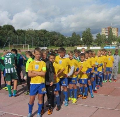 Palangos sporto centro jaunieji futbolininkai sėkmingai rungtyniauja
