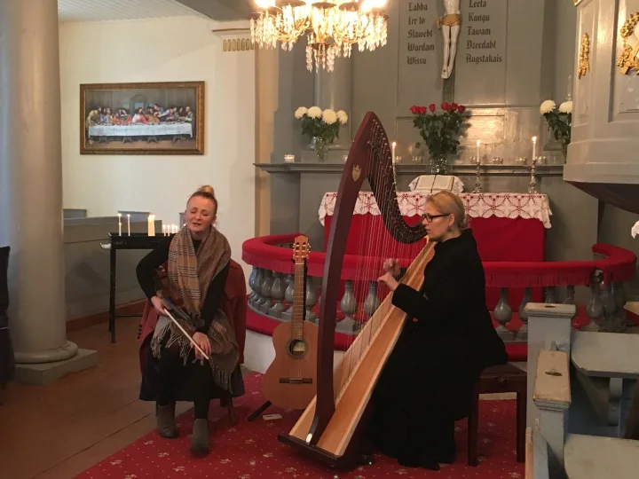 Būtingės evangelikų liuteronų bažnyčioje skambėjo pakyli muzika – nuotrauka 1