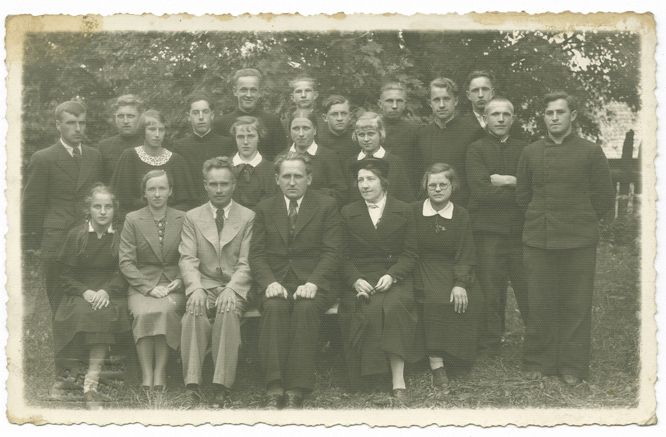 Palanga. Moksleivių klasė su mokytojais. Fot. I. Stropus, 1938 m.