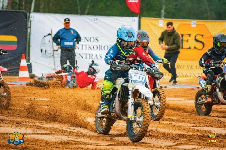 10-metis motokrosininkas iš Šventosios jau skina pergales, o laisvalaikiu skaito istorines knygas – nuotrauka 3