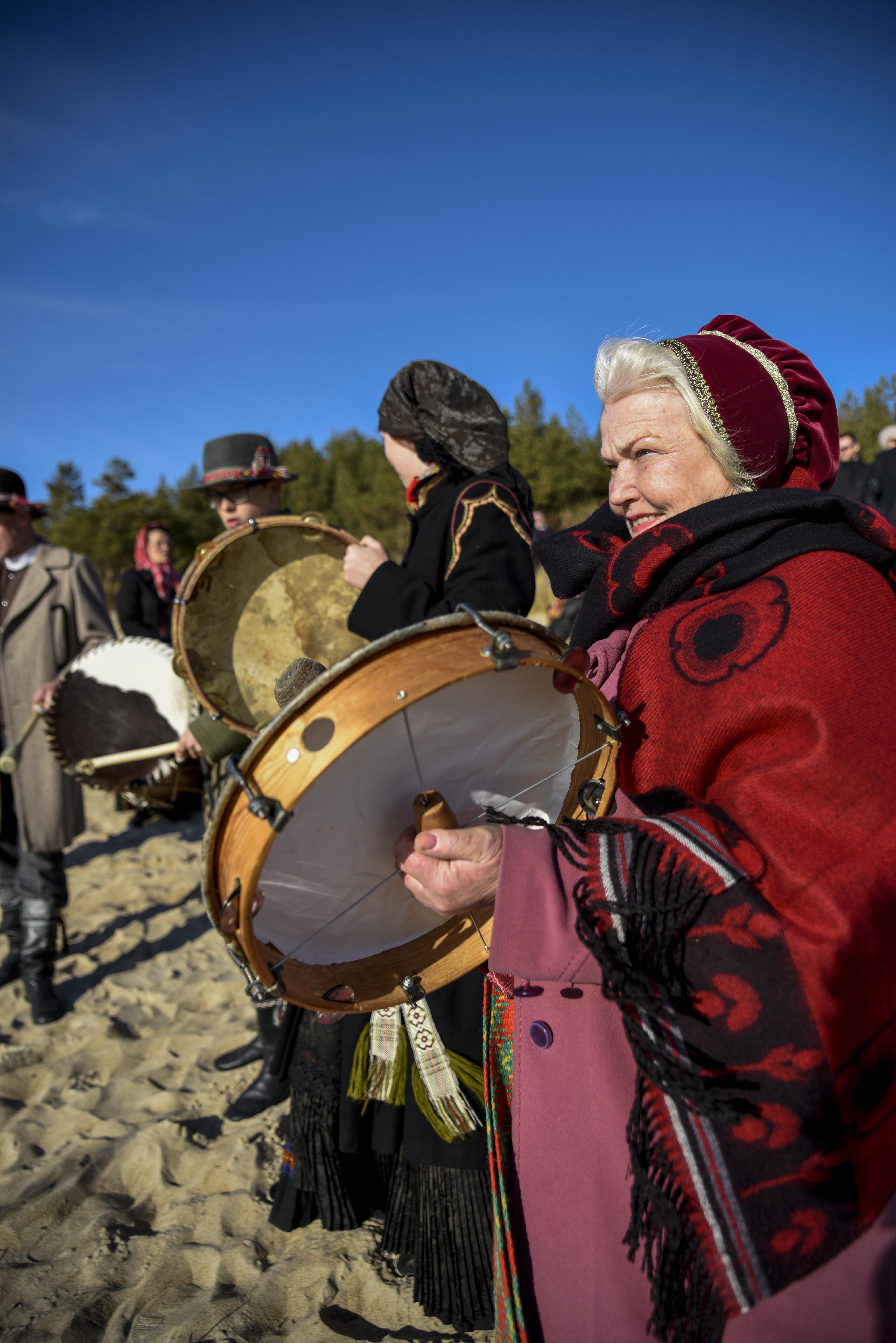 Palanga šventė Jurgines – tarp 15 folkloro ansamblių ir „Saduto“ iš Londono – nuotrauka 1