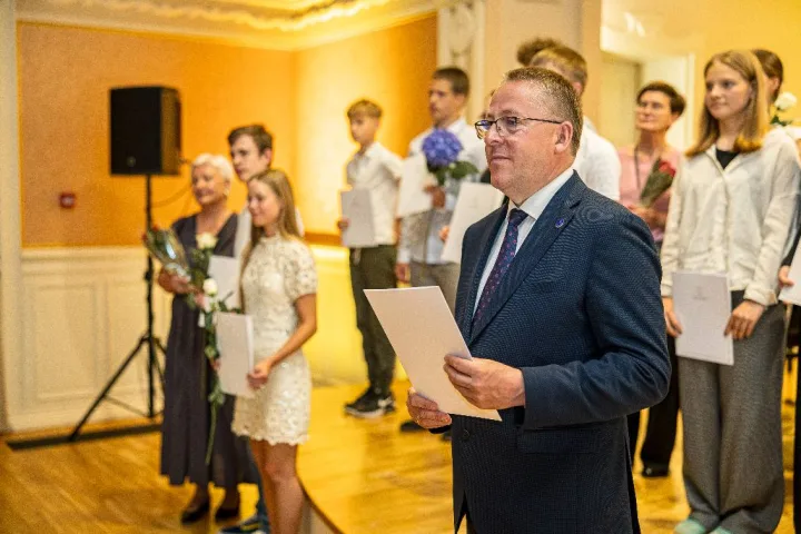 Kurhauze pagerbti gabiausi Palangos moksleiviai – net 22 laimėjo prizines vietas nacionaliniuose konkursuose (FOTO GALERIJA) – nuotrauka 4