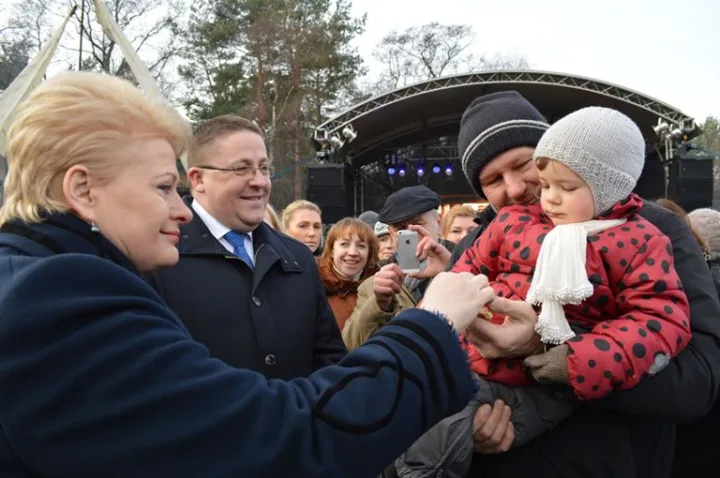 Vienuoliktoje „Palangos stintoje“ žuvį kepė ir prezidentė D. Grybauskaitė – nuotrauka 5