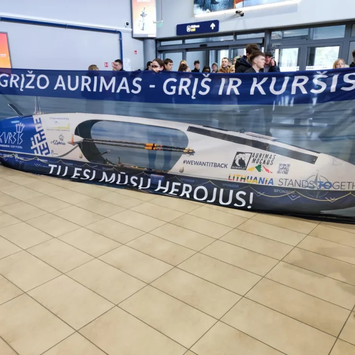 Drąsų keliautoją Aurimą Mockų gimtajame krašte pasitiko ir Palangos atstovai (FOTO GALERIJA) – nuotrauka 4