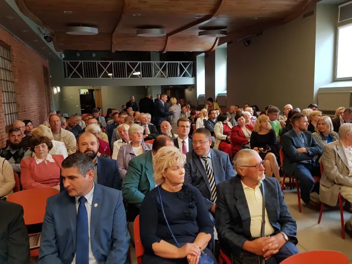 Kandidatų į Seimą debatai – kupini aistrų, pažadų ir su juoko pliūpsniais – nuotrauka 1