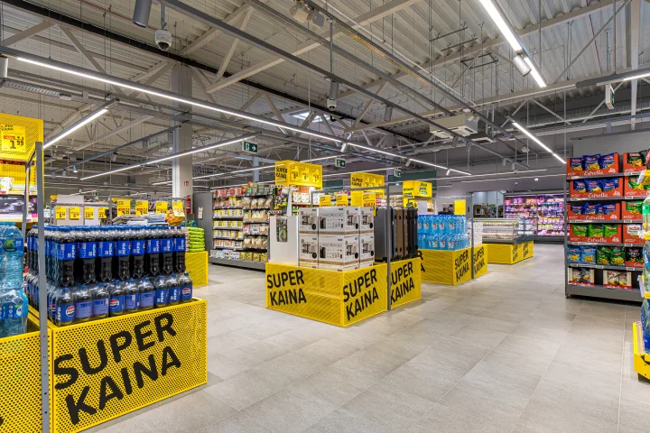 Naujiena, kurios laukė palangiškiai ir poilsiautojai: atidaryta didžiausia „Iki“ Palangoje (FOTO GALERIJA) – nuotrauka 2