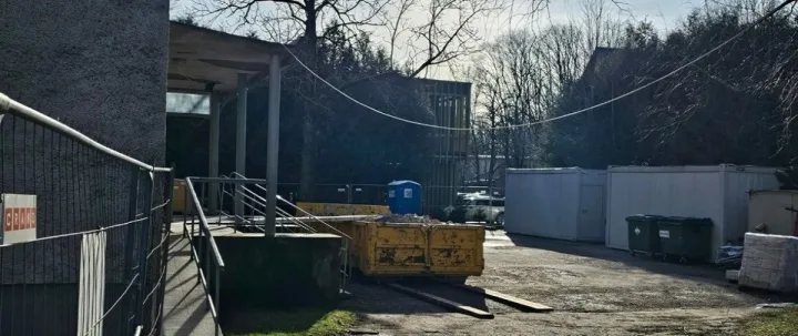 Miesto poliklinikos prieigos keisis neatpažįstamai – bus įrengta nauja, moderni automobilių stovėjimo aikštelė