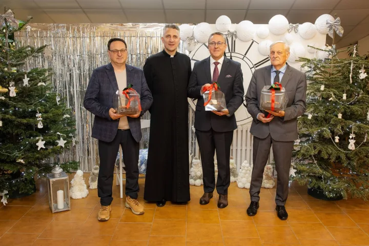Kalėdas Palangos Globos namai pasitiko su ramybe ir bendryste (FOTO GALERIJA) – nuotrauka 1