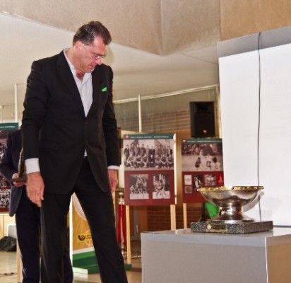 Lietuvos krepšinio trofėjai – parodoje „Lietuvos krepšiniui – 90“