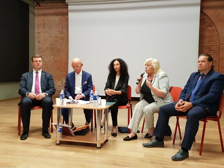 Kandidatų į Seimą debatai – kupini aistrų, pažadų ir su juoko pliūpsniais – nuotrauka 2