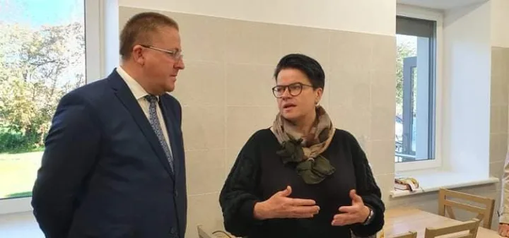 Miesto vadovai sveikino socialinius darbuotojus Šventojoje, aplankė Globos namus (FOTO GALERIJA) – nuotrauka 1
