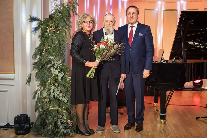 Už ypatingus nuopelnus Palangos miesto garbės ženklais ir premijomis apdovanoti septyni palangiškiai – nuotrauka 10