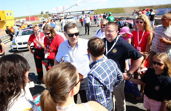 Jubiliejinės 1000 km lenktynės…nesibaigė: dėl avarijų virtinės nutrauktos įveikus 303 iš 373 ratų – nuotrauka 4