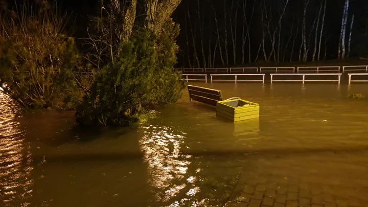 Siautusi audra talžė Palangą, didelių nuotolių išvengta – nuotrauka 6