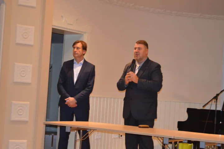 Apdovanojimus teikė Sporto centro vadovai: Arūnas Macius ir Saulius Simė.