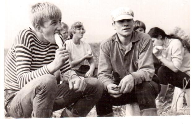 J. Bandza. Talkoje.