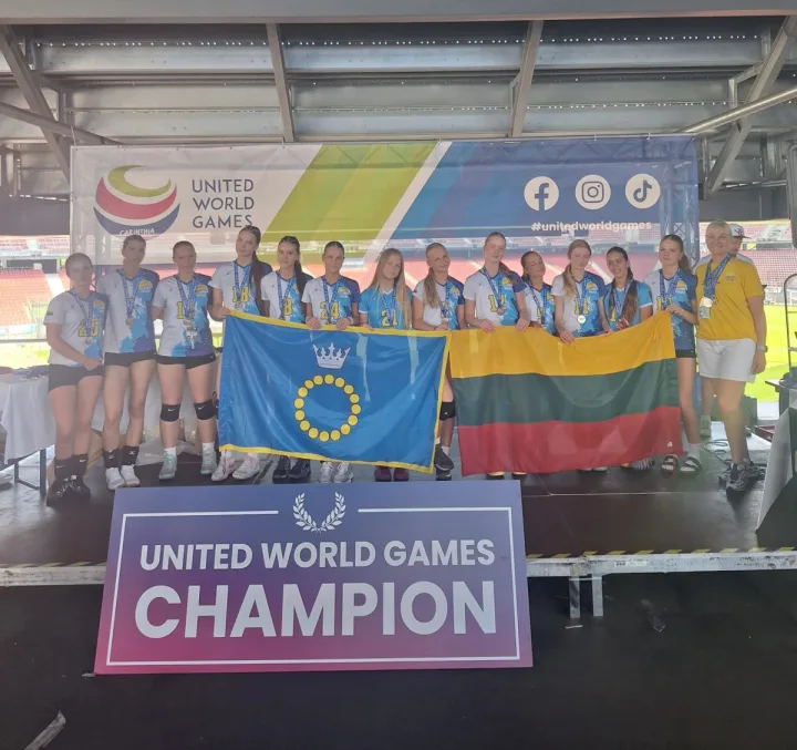 Austrijoje vykusiose XX „United World Games“ žaidynėse Palangos SC ir sporto klubo „JŪRA“ trys tinklinio komandos užlipo ant aukščiausių apdovanojimų pakylos laiptelių