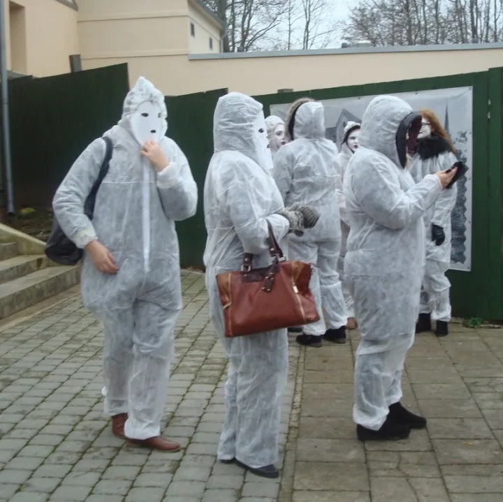 Ar kalbėdami apie smurtą patys nesmurtaujame?!