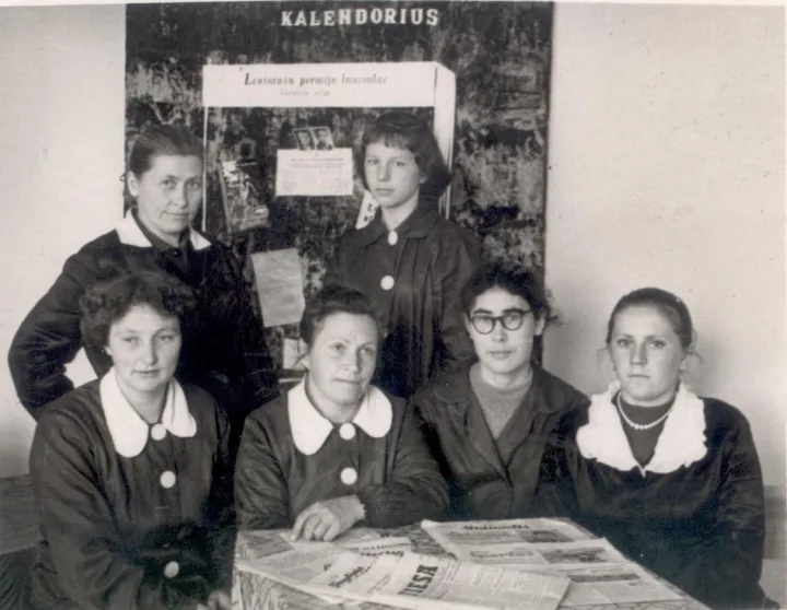 Palangos miesto ir  vaikų bibliotekų darbuotojos. 1960 m.