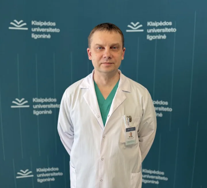 Klaipėdos universiteto ligoninės Širdies chirurgijos ir kraujagyslių ligų klinikos vadovas, kardiochirurgas dr. Saulius Raugelė