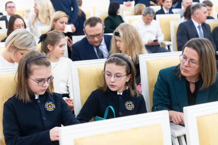 Konstitucijos egzamino laimėtoja 5-6 klasių kategorijoje – Palangos Vlado Jurgučio progimnazijos mokinė Elada Zažeckytė – nuotrauka 4