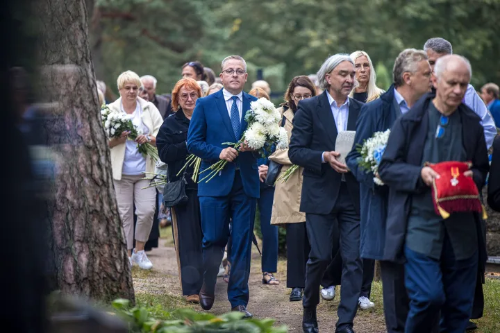 Palanga išlydėjo RoRa – taip buvo žinomas Rolandas Rastauskas –  į Amžinybę (FOTO GALERIJA) – nuotrauka 6