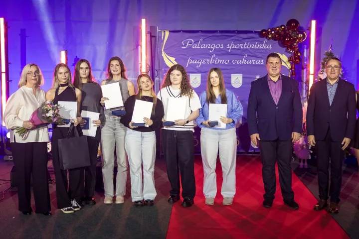 Palangoje nuaidėjo miesto sporto apdovanojimai – kas tapo geriausiais sportininkais ir komandomis 2025-aisiais? (FOTO GALERIJA) – nuotrauka 1