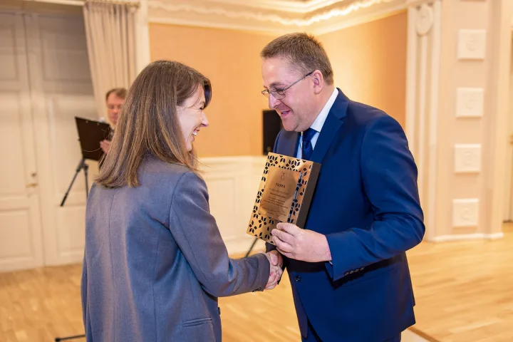 Meras Šarūnas Vaitkus padėkojo gyventojams ir verslininkams pernai sumokėjusiems daugiausiai mokesčių į miesto biudžetą (FOTO GALERIJA) – nuotrauka 1