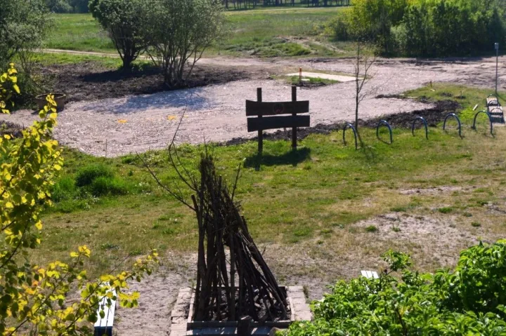 Ką pastatė ant Šventosios Alkos kalno – „baibokus“ ar modernias baltų dievybes? – nuotrauka 2