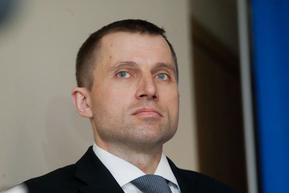 V. Giržadas.