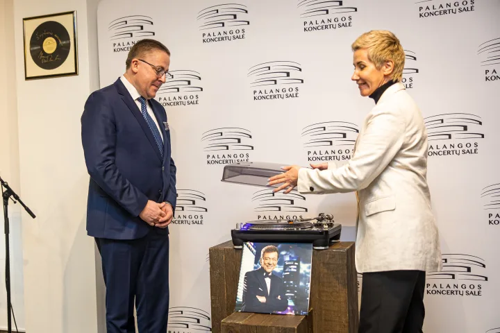Palangos koncertų salėje atidaryta paroda kvies šiltai prisiminti maestro Stasį Povilaitį – nuotrauka 2