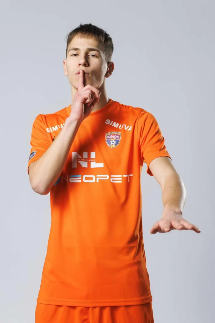 17-etis palangiškis futbolininkas Airikas Balasanov tvirtai žengia tėvo Marselio ir senelio Artiomo pėdomis, bet raityti parašo ant sutarties Vokietijoje neskubės – nuotrauka 1