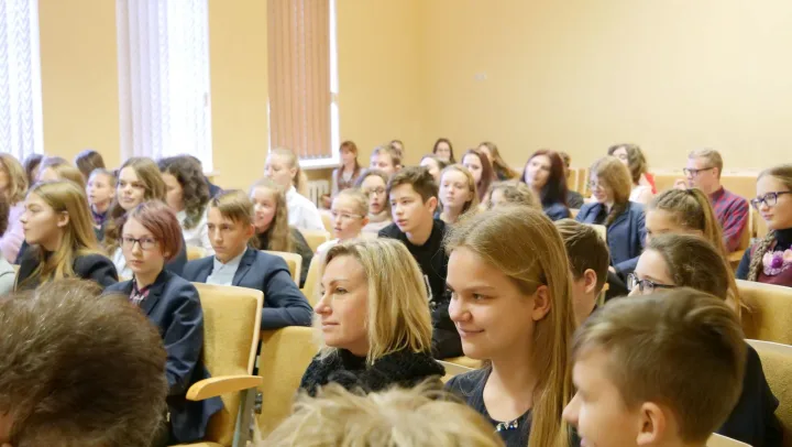 Palangoje – moksleivių iš Bergeno Riugeno saloje (Vokietija) delegacija – nuotrauka 1