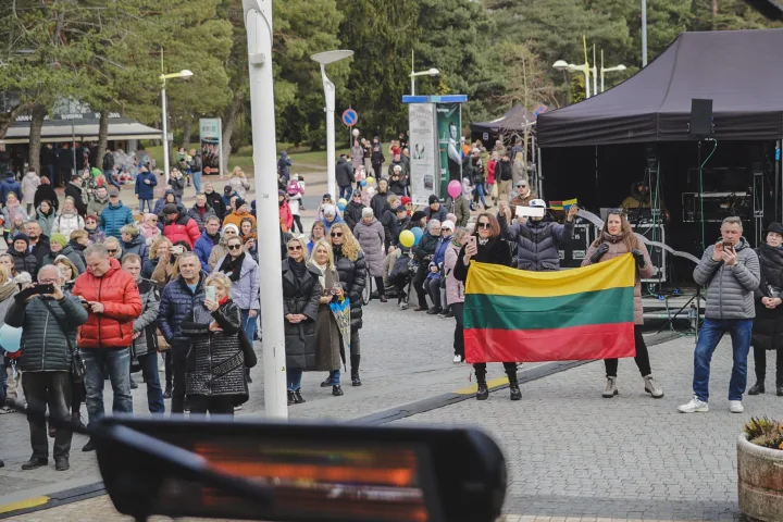 Palangoje šeštadienį nušurmuliavo kilnių širdžių renginys „Lietuvos ir Ukrainos draugystės diena“ (NUOTRAUKŲ GALERIJA) – nuotrauka 13