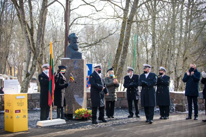 Akimirkos iš Vasario 16-osios minėjimo Palangoje (FOTO GALERIJA) – nuotrauka 6